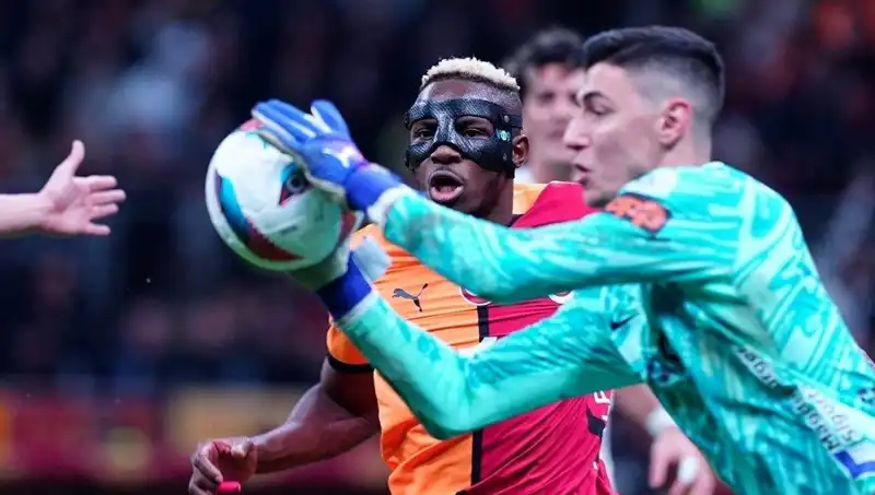 Galatasaray'dan Sürpriz Transfer Hamlesi: Berke'nin Uçağı Hız Kesmedi!