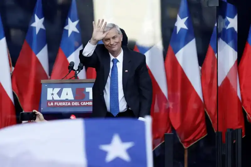 Şili'de Aşırı Sağ Çalkantısı: Yeni Devlet Başkanı Kim?