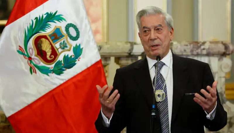 Ünlü Yazar Mario Vargas Llosa Hayatını Kaybetti: Edebiyat Dünyasında Büyük Bir Kaybın Ardından