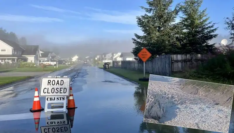 Alaska'da Buzul Barajı Taştı, Acil Tahliye Çağrısı Yapıldı