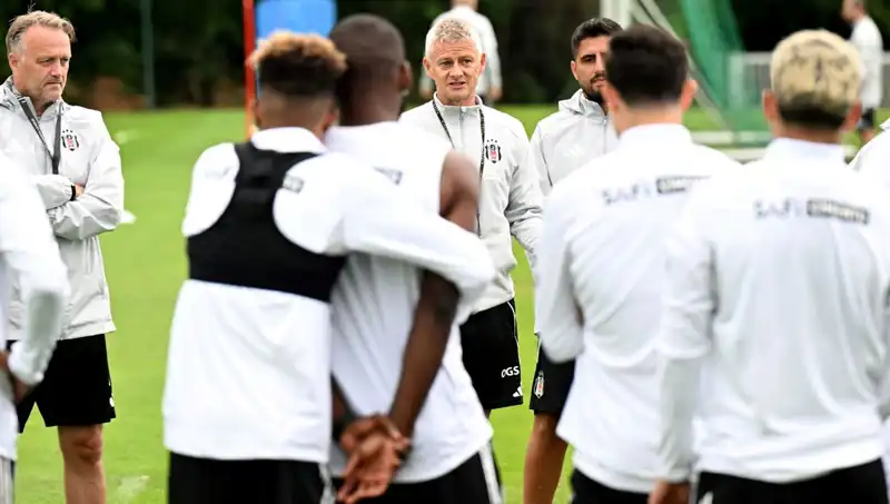 Solskjaer Futbolcularına Sert Eleştiriler Yöneltti: "Çok Üzgünüm"
