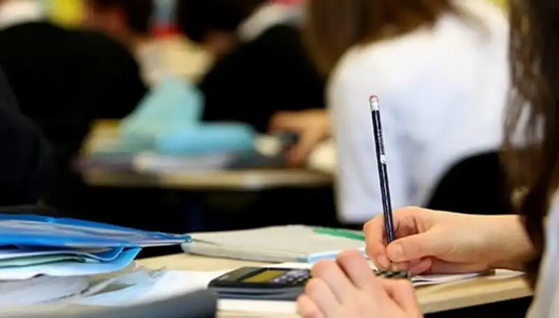 Üniversite Kontenjanlarında Düşüş: Gençlerin Tercihleri Neden Değişti?