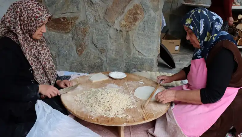 Pekmezden Geçim Kaynağı Olan Geleneksel Ürünler Yeniden Parlıyor