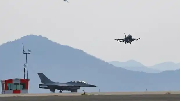Güney Kore'de Askeri Tatbikat: Yanlışlıkla Köye Bombardıman Düzenlendi