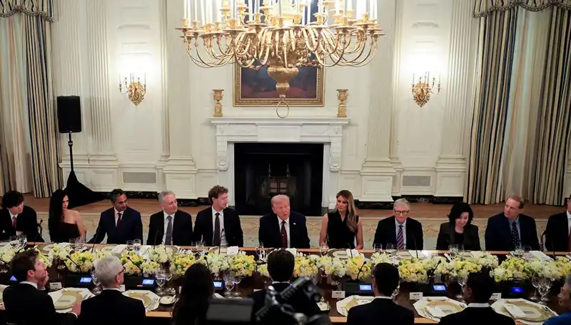 Elon Musk'ı Davet Etmeden Geçen Yılın En Şaşırtıcı Olayları