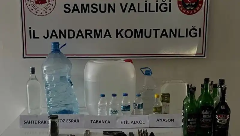 Samsun'da Sahte İçki Operasyonu: Litrelerce Sahte İçecek Ele Geçirildi