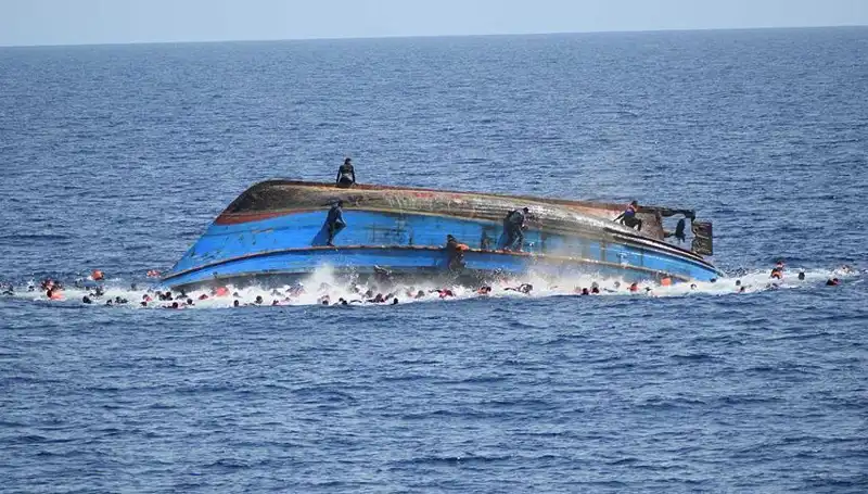 Filipinler'de Korkunç Gemi Faciası: 4 Kişi Hayatını Kaybetti, 7 Kişi Kayıp