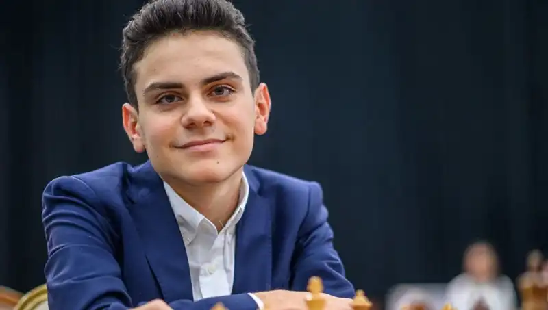 17 Yaşında Tarih Yazdı: İlk Türk Dünya Şampiyonu Oldu!