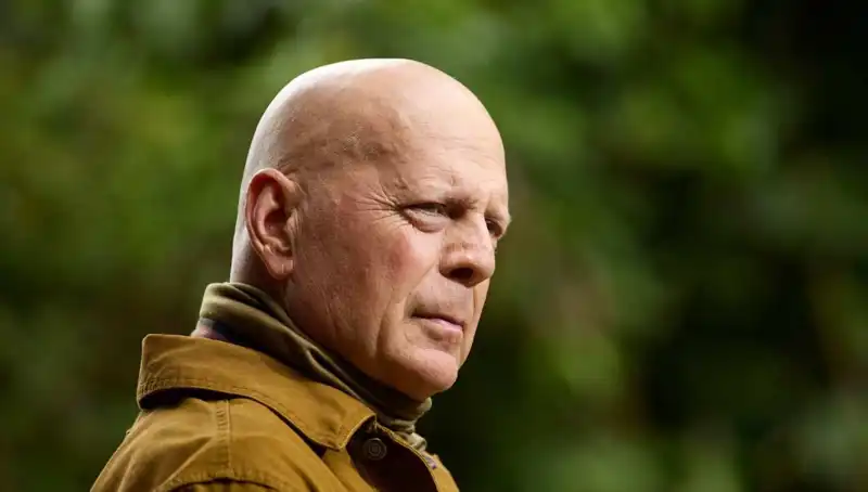 Bruce Willis’in Afazi Hastalığı: Nedir, Nasıl Belirtileri Vardır?