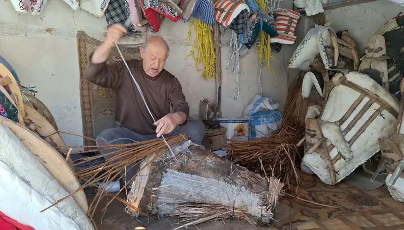 Zamanın Gerisinde Kalan Baba Mesleği, Modern Teknolojiye Direniyor