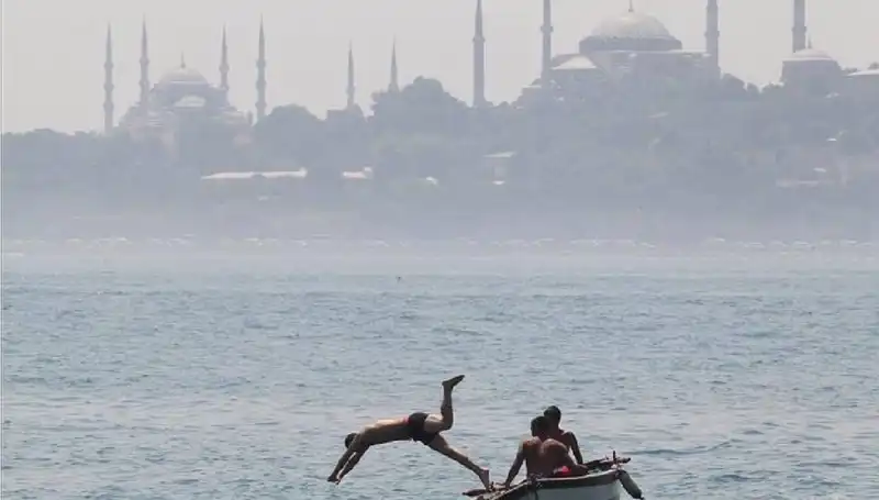 Yazın Zirve Noktası: Türkiye'de Aşırı Sıcaklar Geliyor!