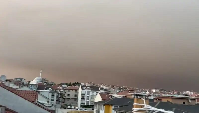 Bursalıların Dikkatine: Kül Yağmuru Tehlikesine Karşı Önlemler Alın!
